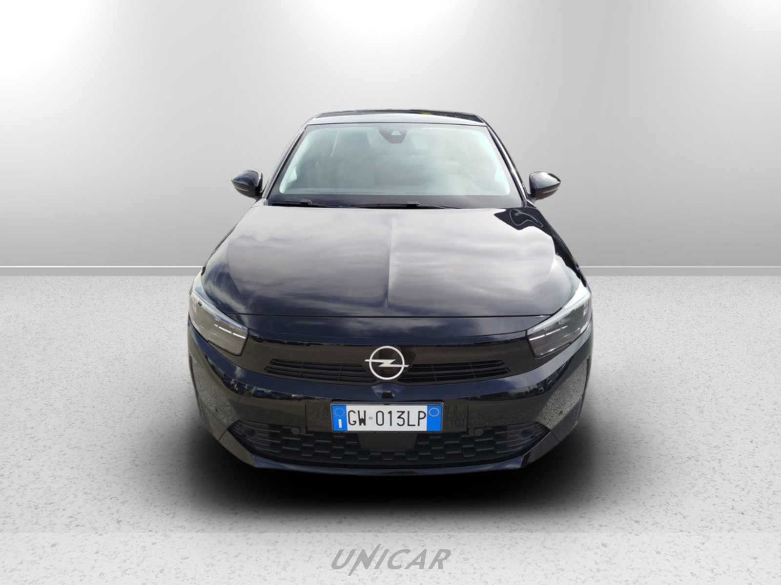 UNICAR Opel Corsa