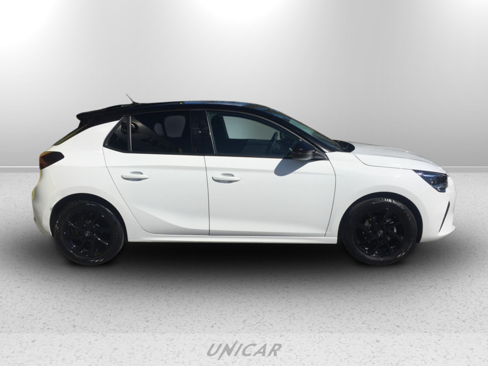 UNICAR Opel Corsa