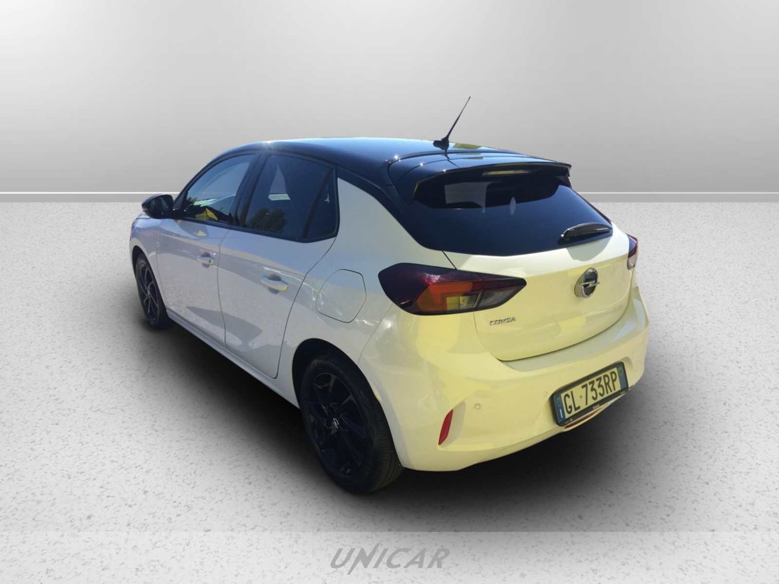 UNICAR Opel Corsa