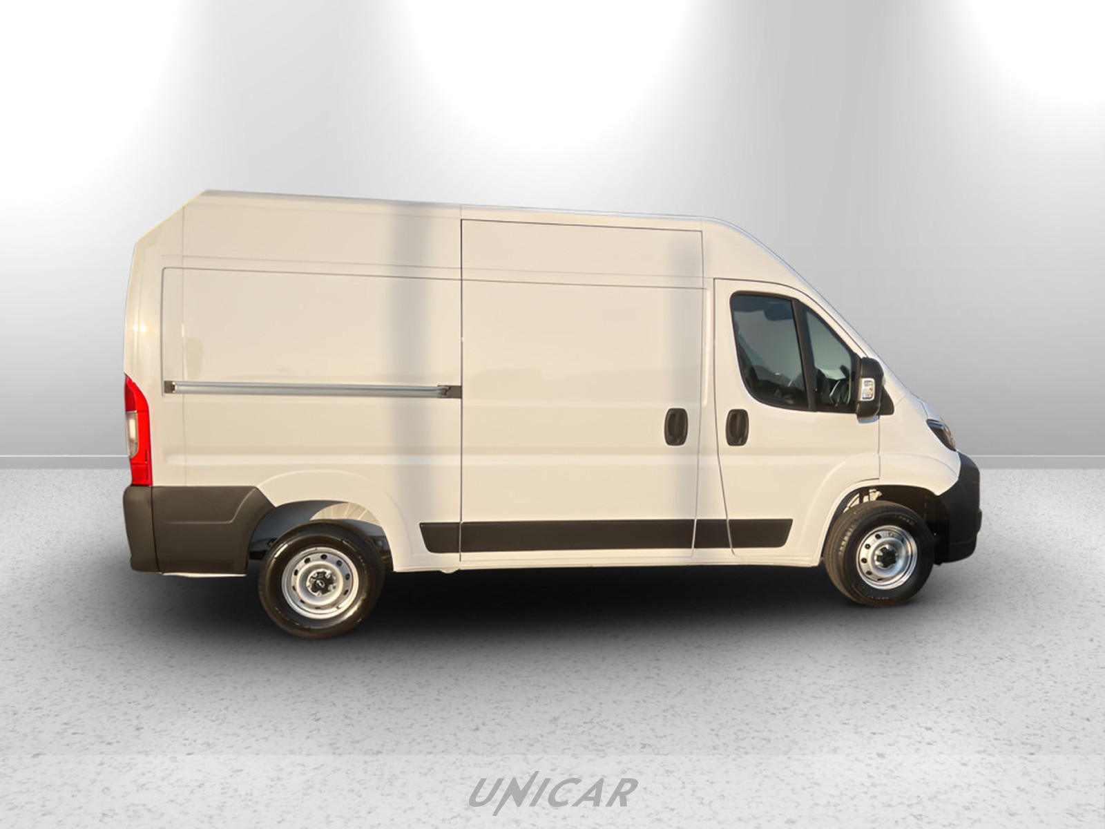 UNICAR Opel Movano