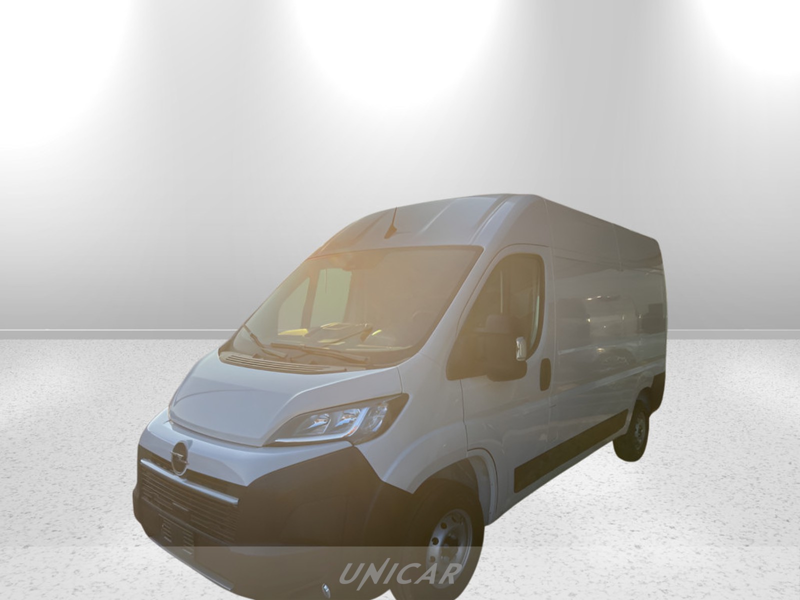 UNICAR Opel Movano