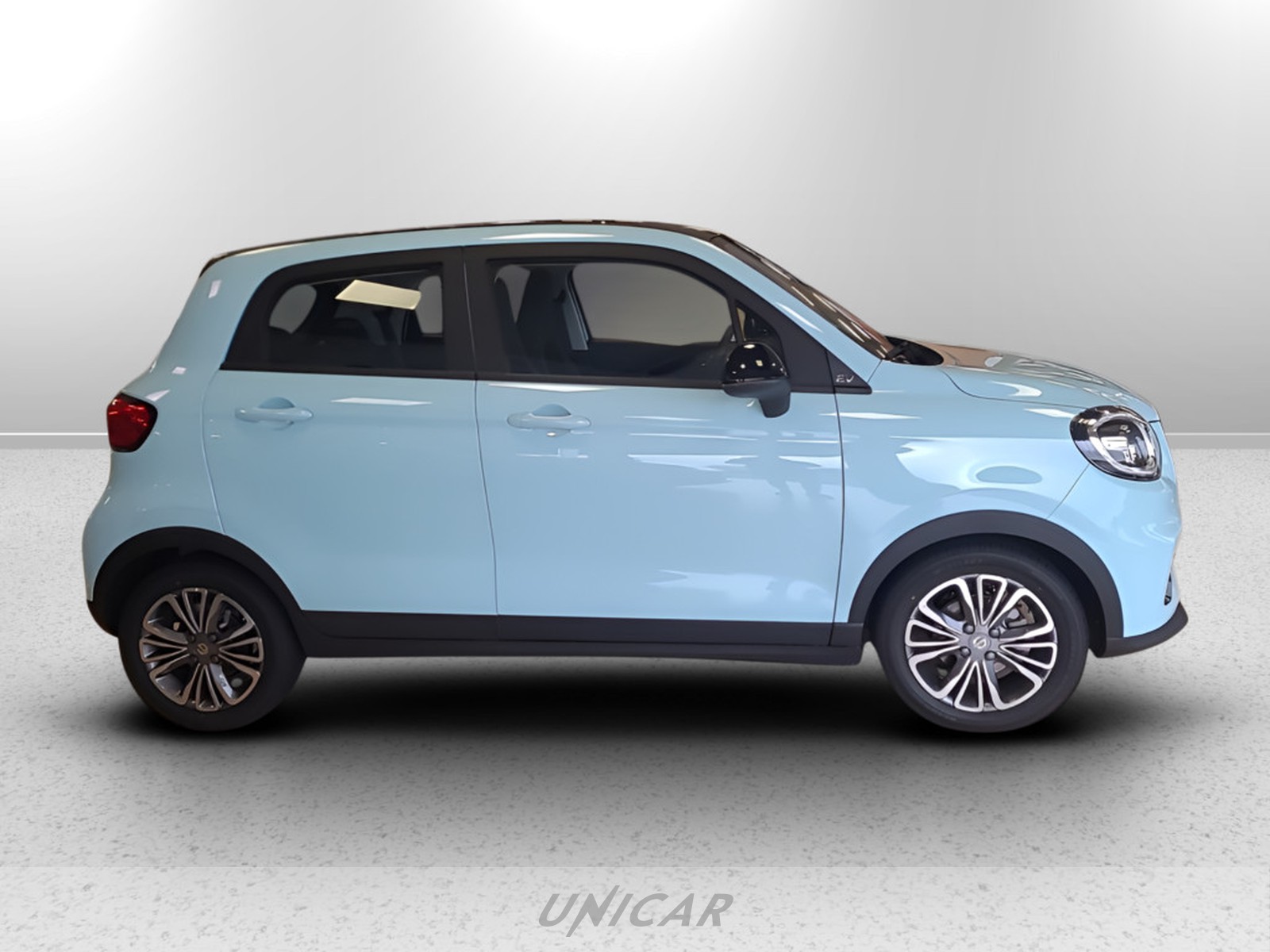 UNICAR Leapmotor T03