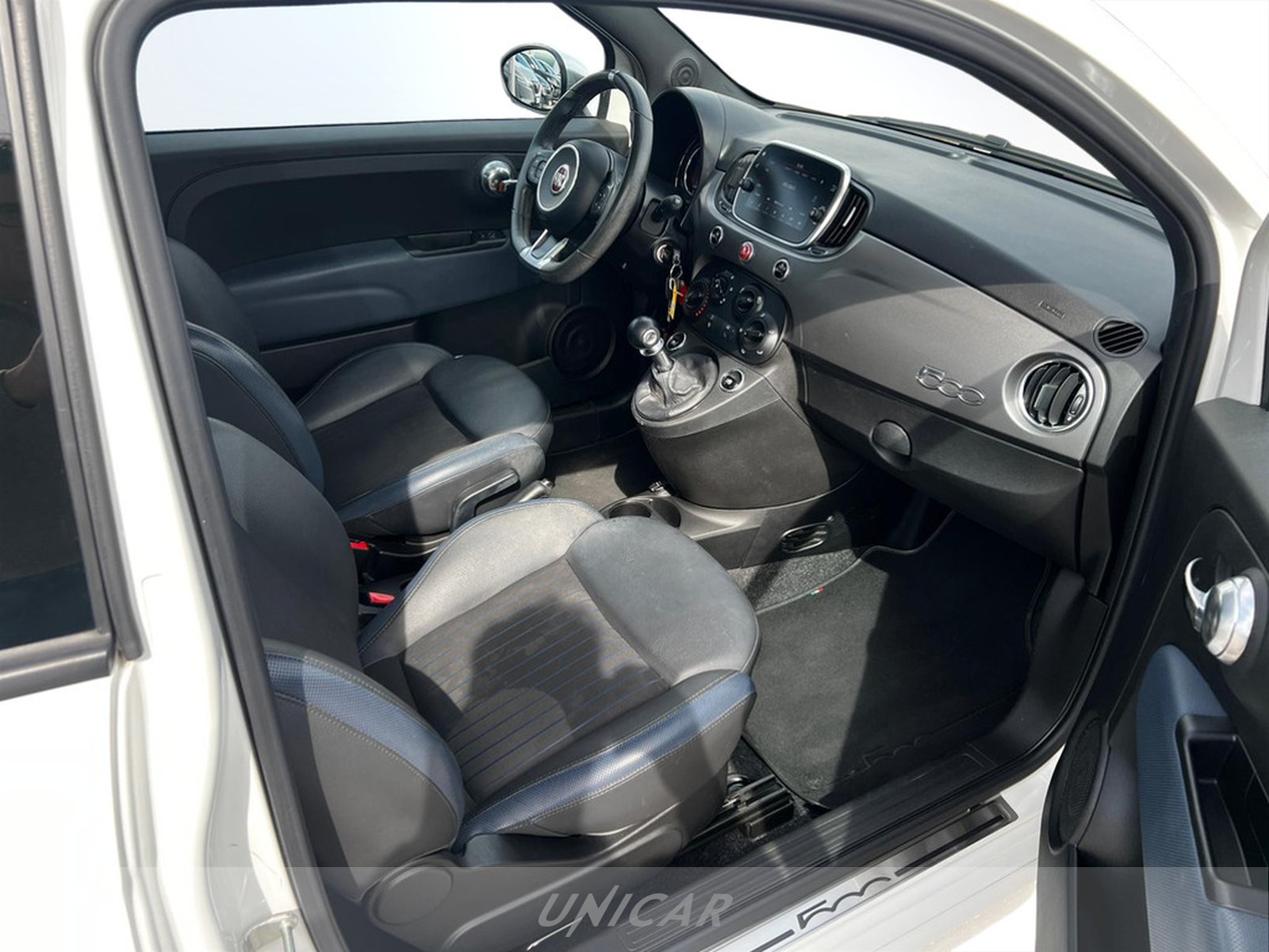 UNICAR Fiat 500