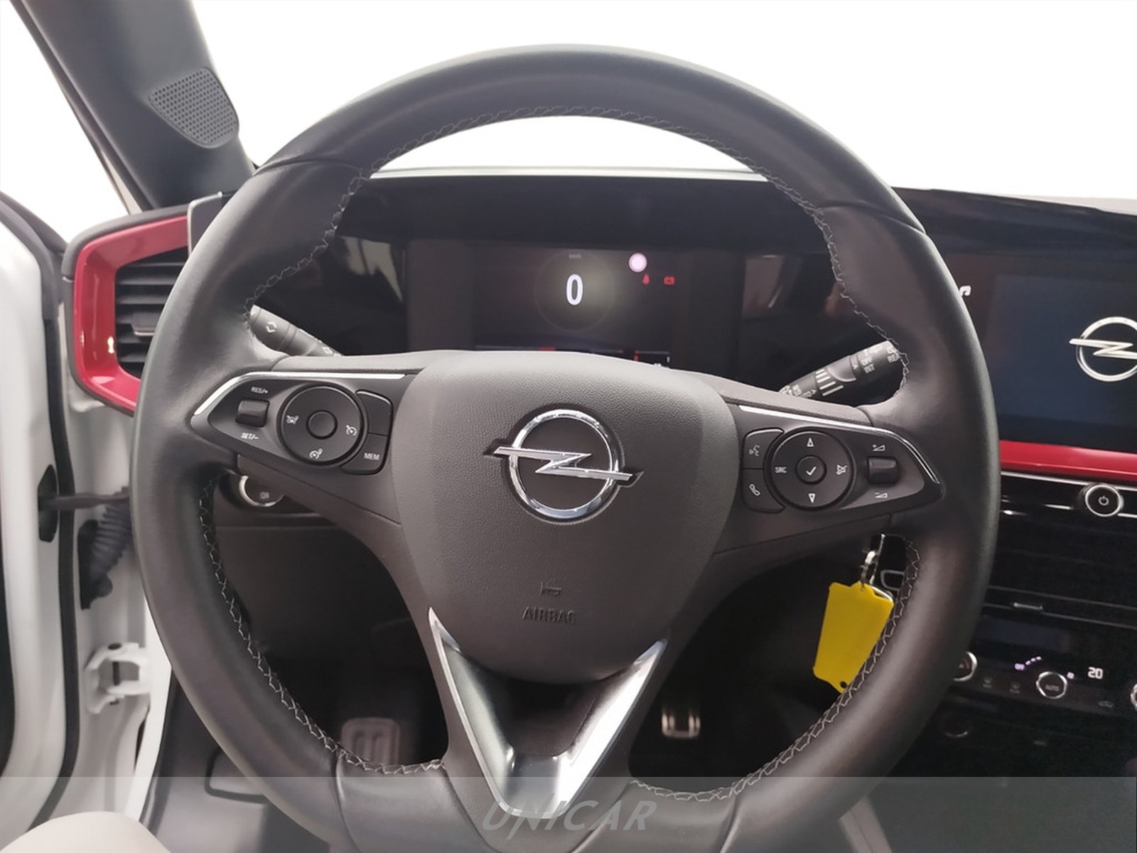 UNICAR Opel Mokka