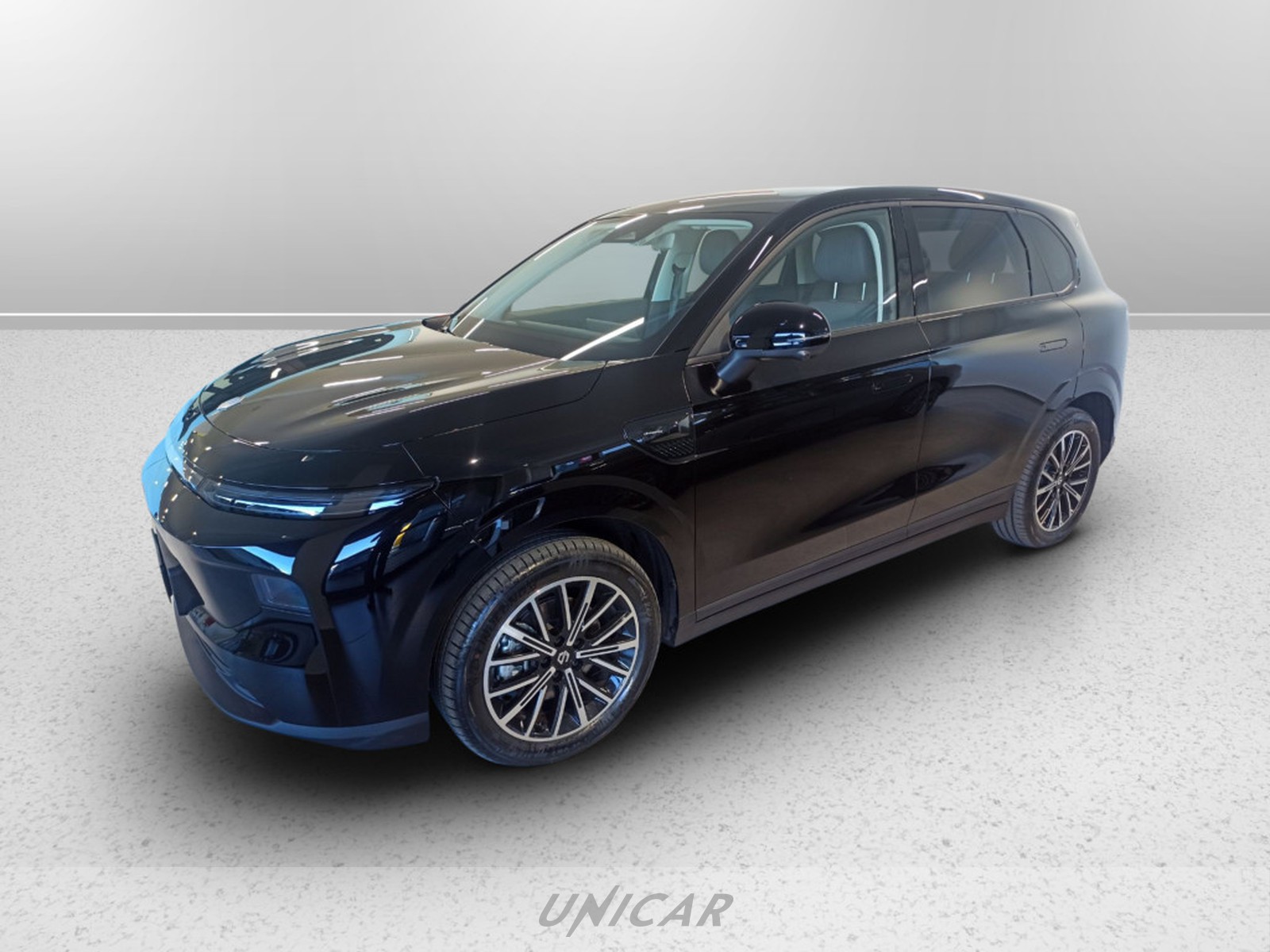 UNICAR Leapmotor B10