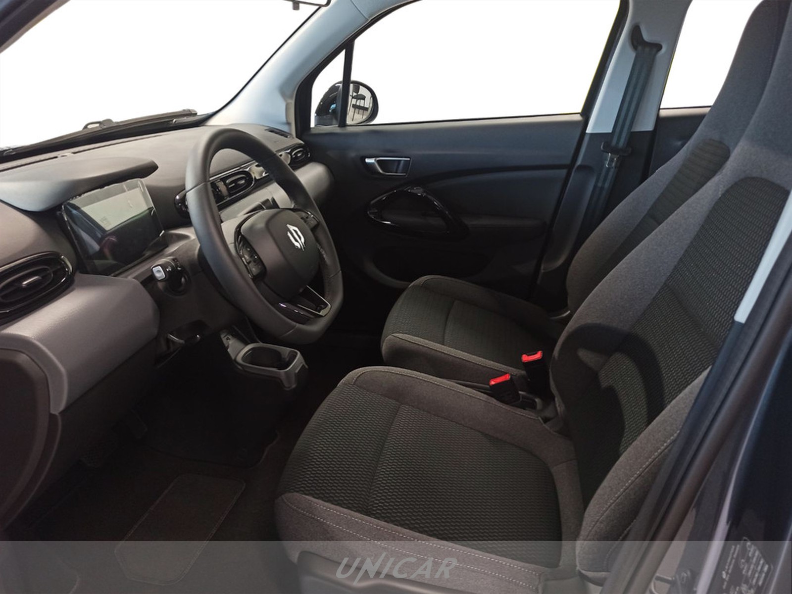 UNICAR Leapmotor T03