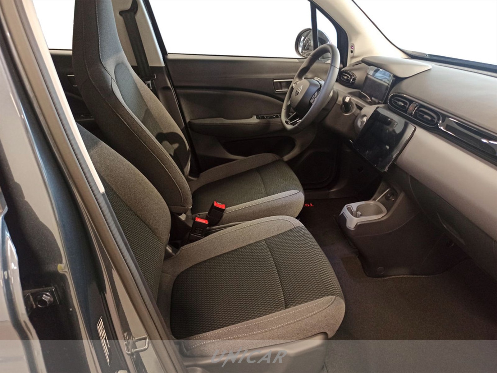 UNICAR Leapmotor T03