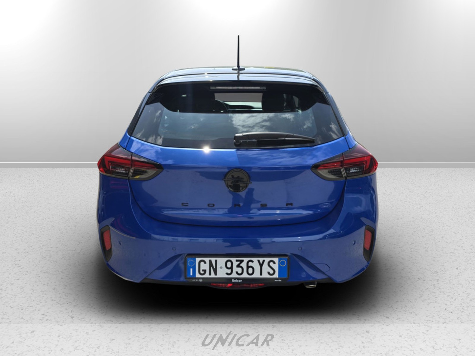 UNICAR Opel Corsa