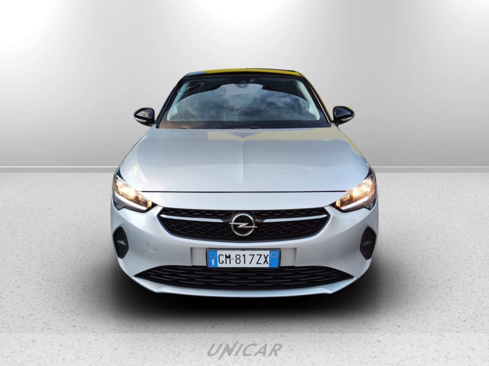 UNICAR Opel Corsa