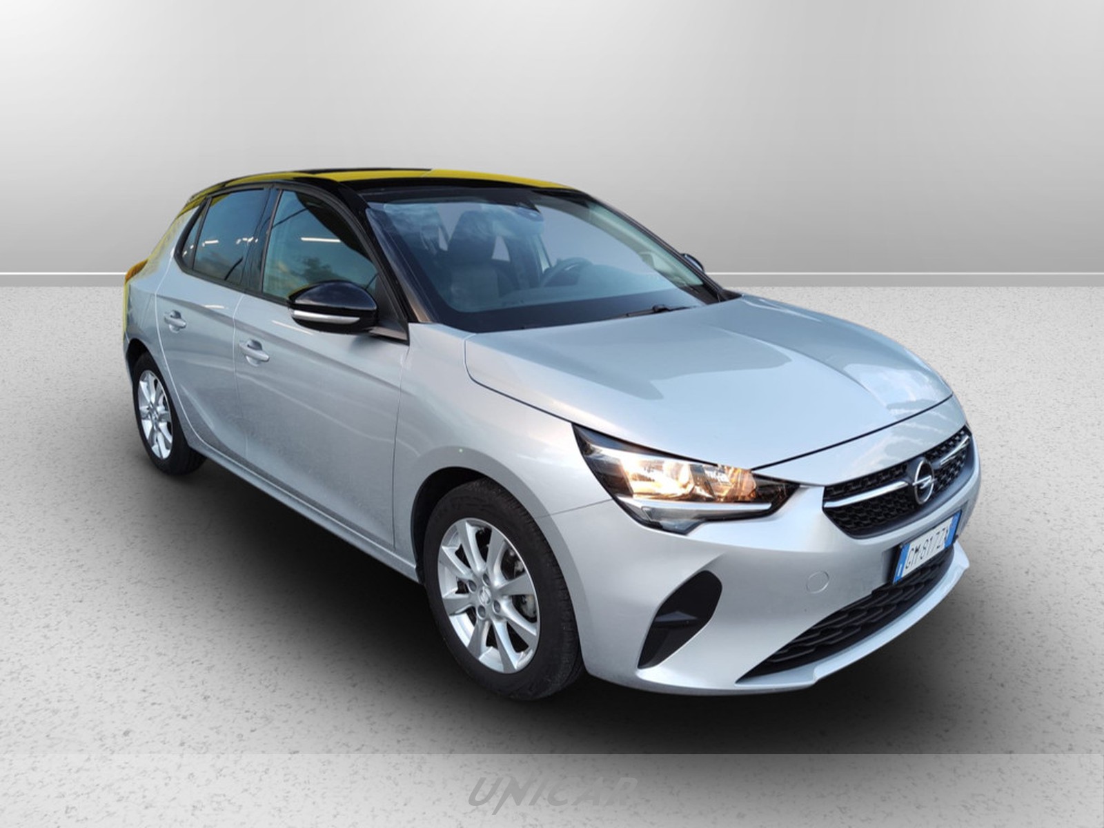 UNICAR Opel Corsa