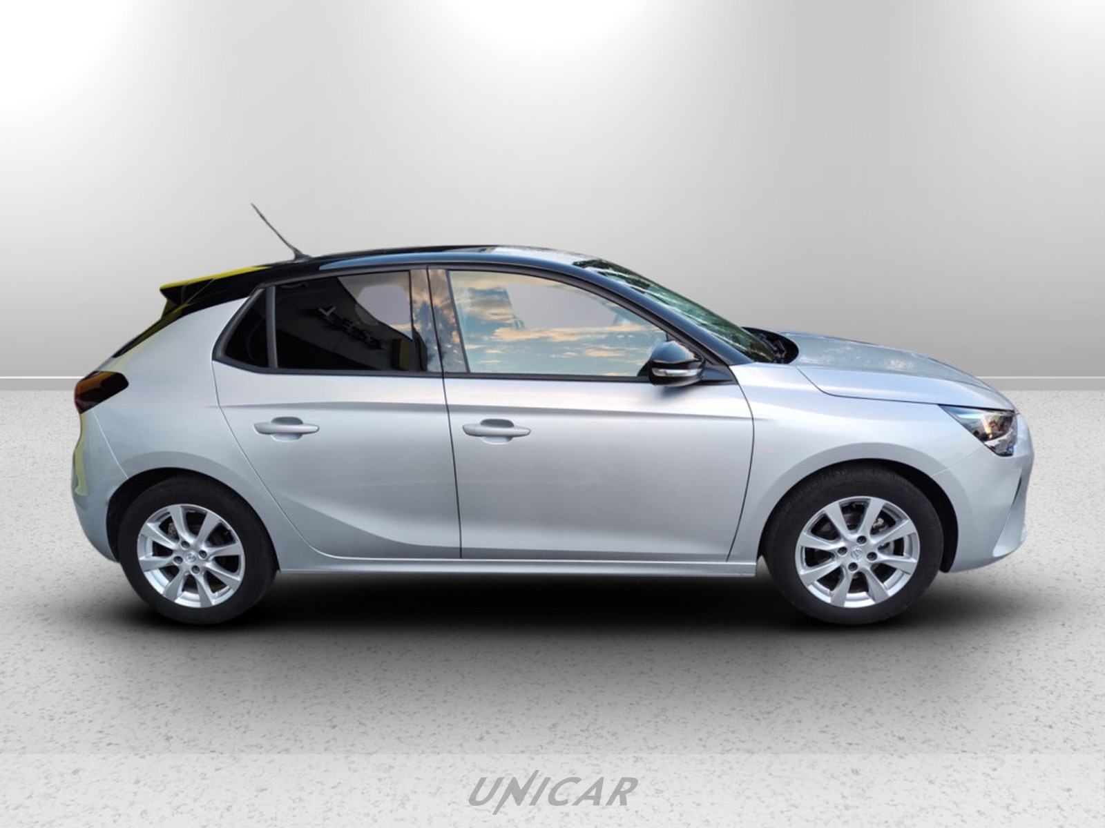 UNICAR Opel Corsa