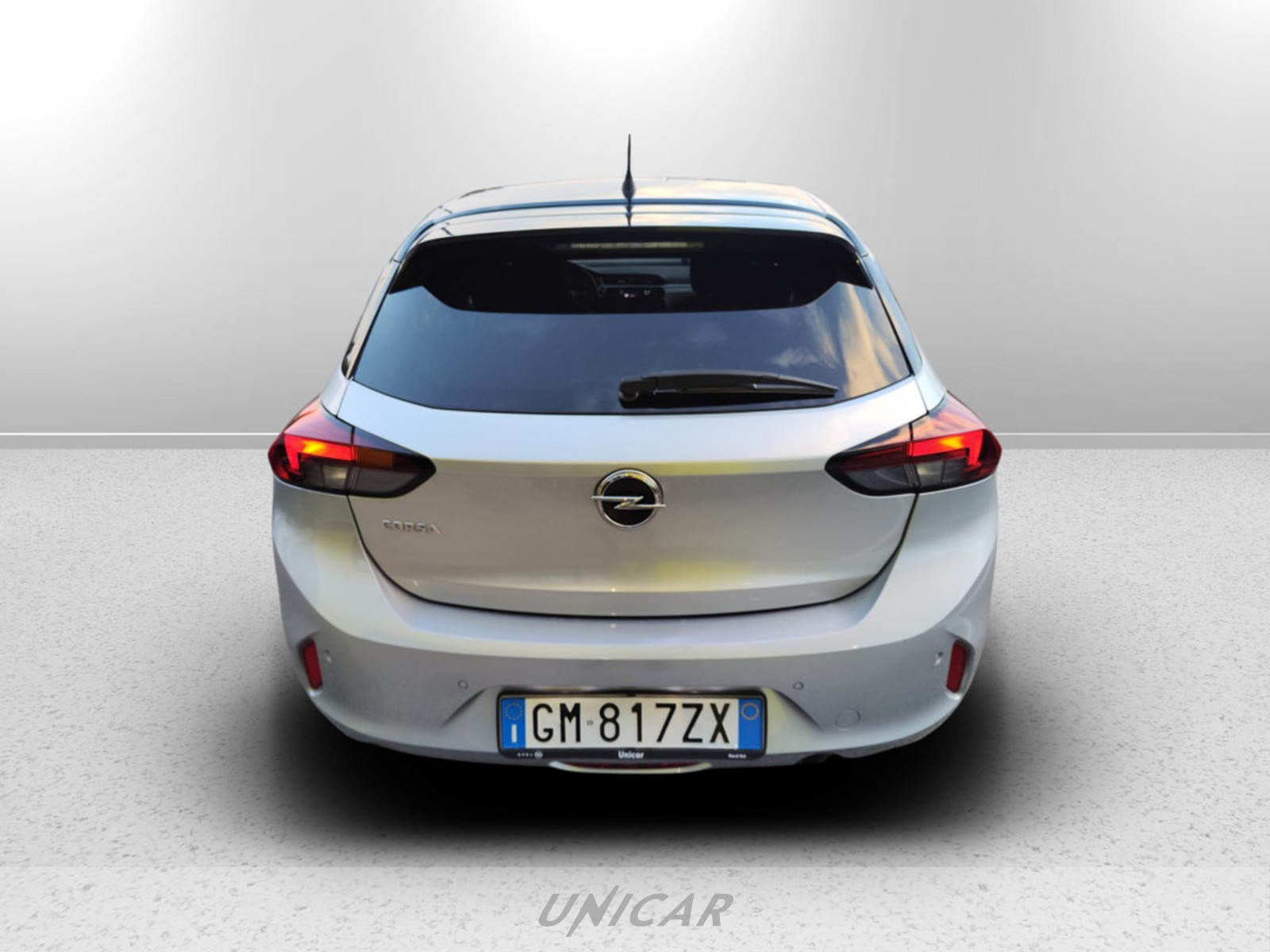 UNICAR Opel Corsa