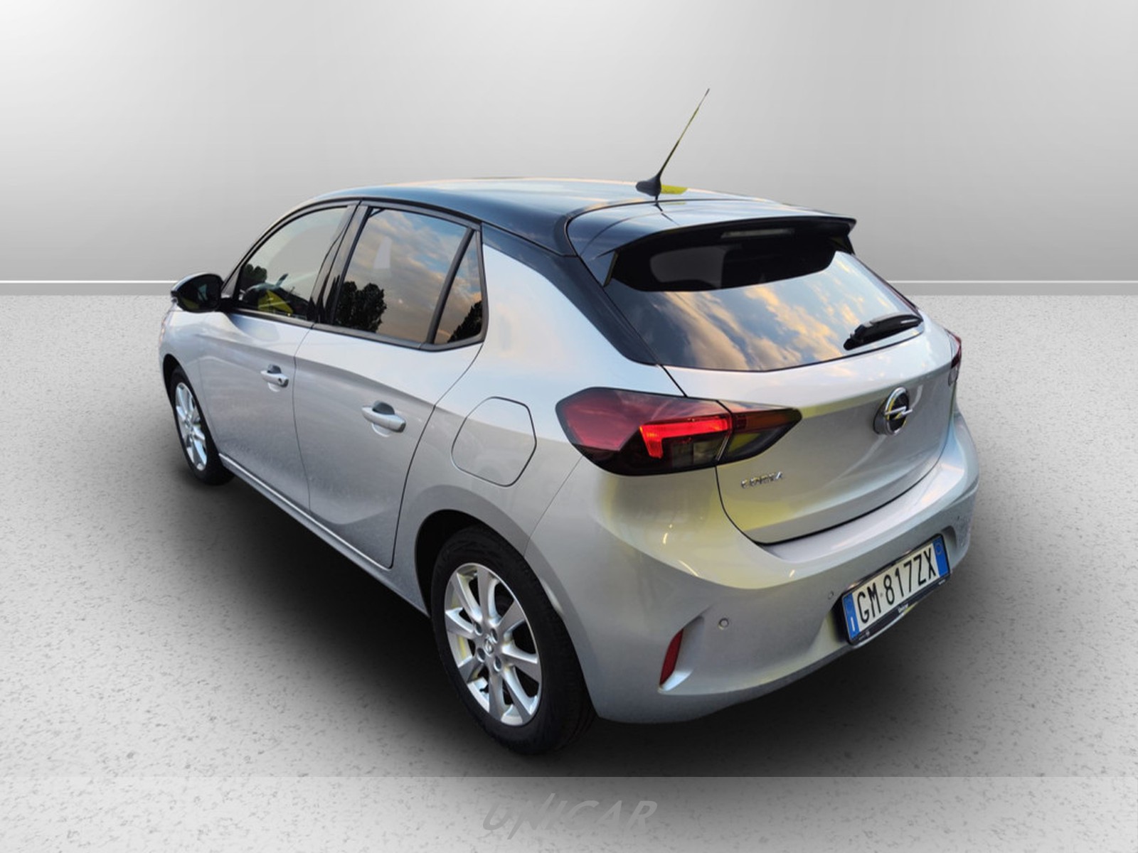UNICAR Opel Corsa