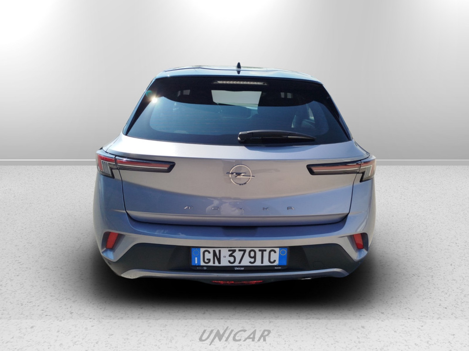 UNICAR Opel Mokka