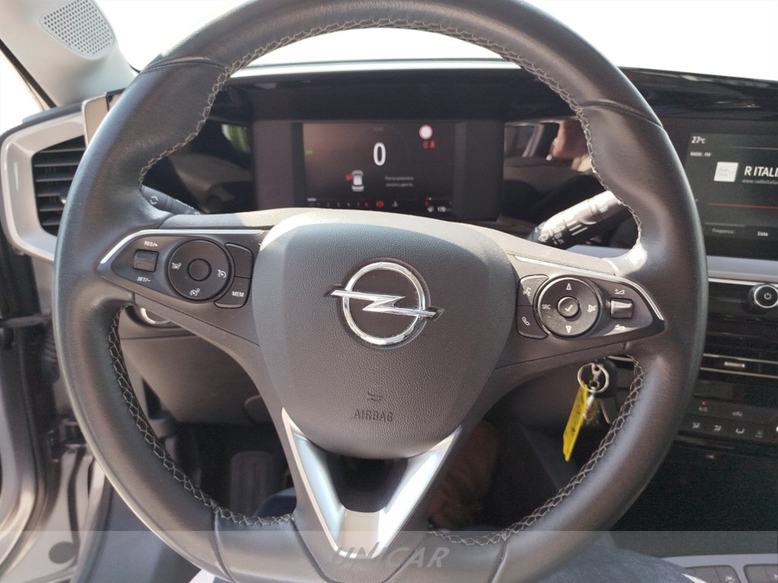 UNICAR Opel Mokka