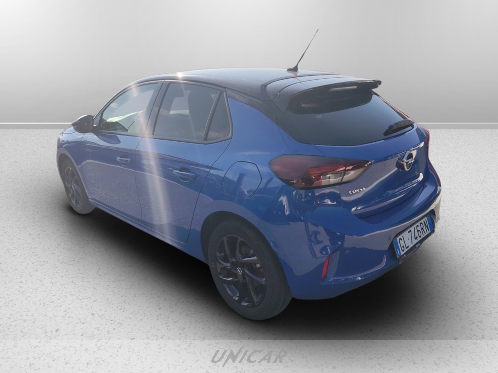UNICAR Opel Corsa