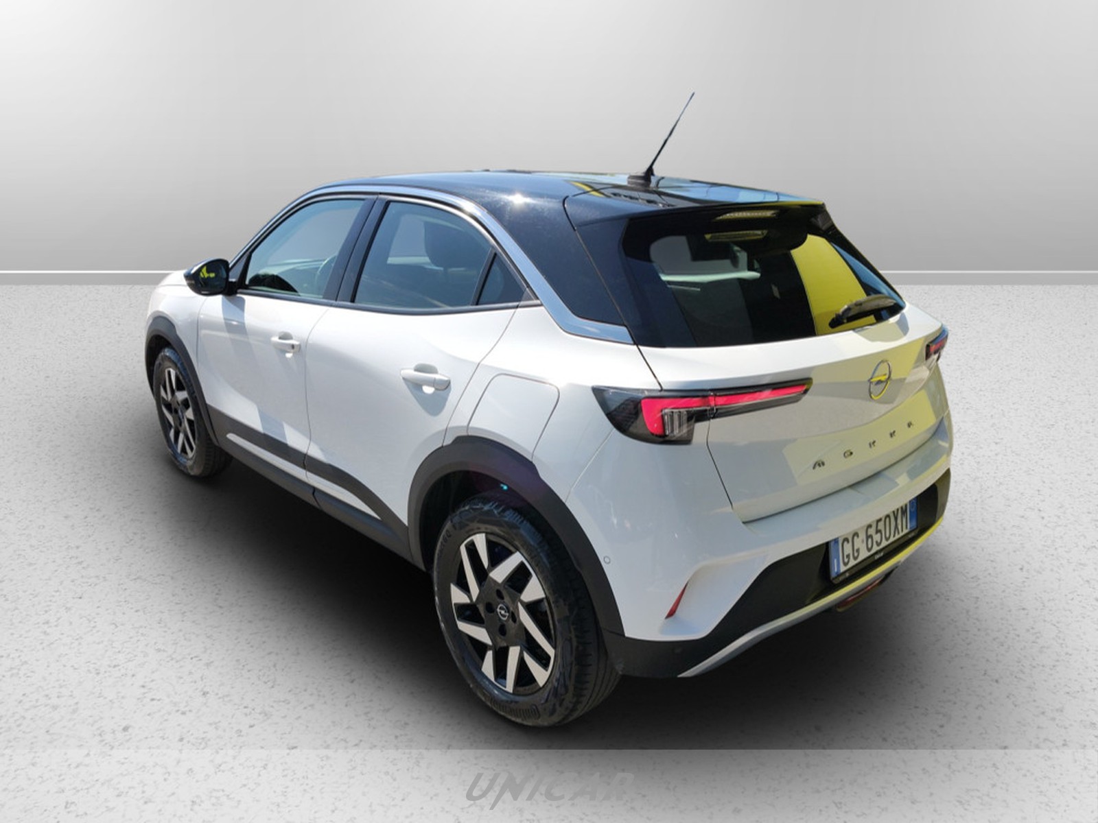 UNICAR Opel Mokka
