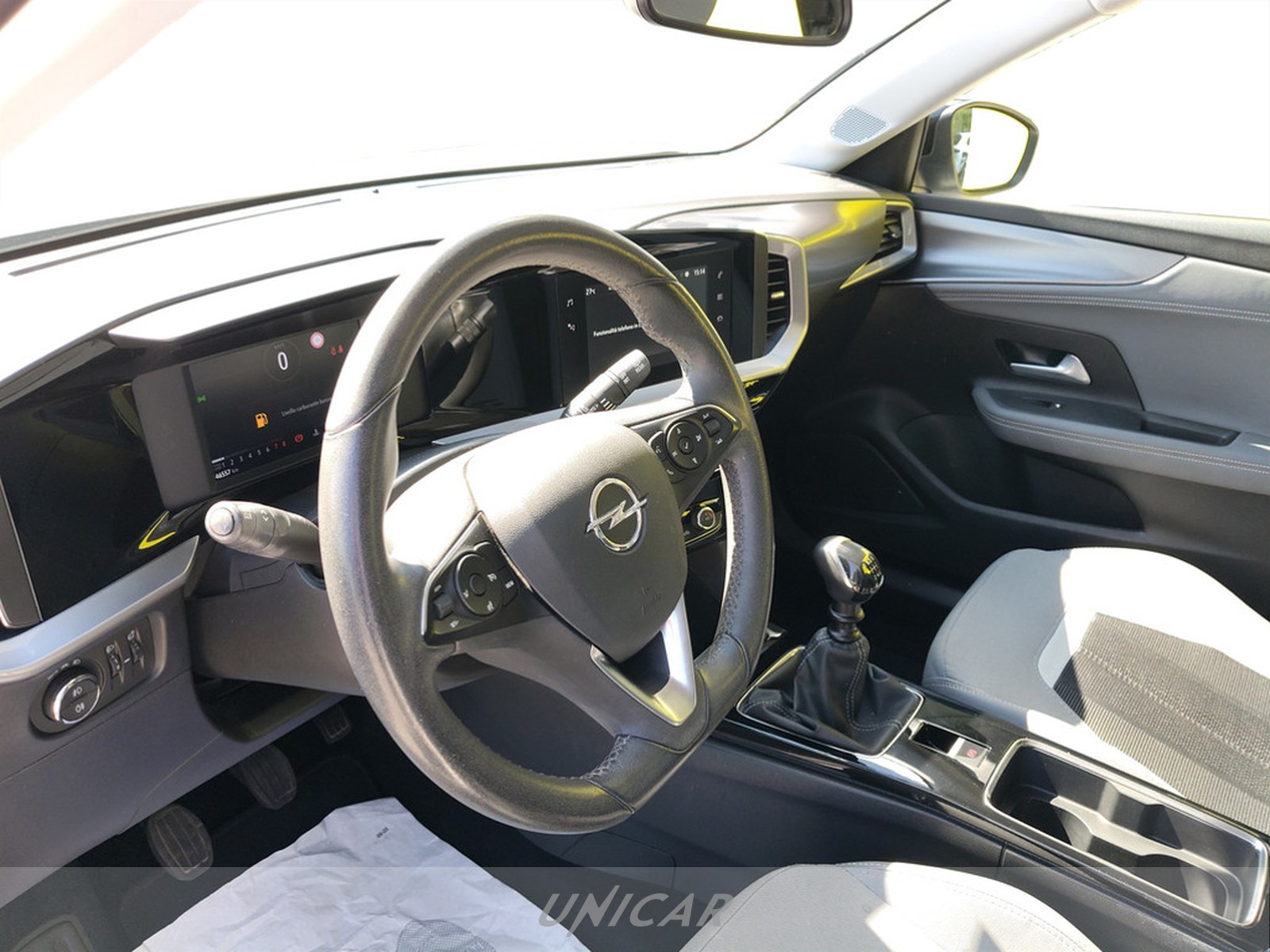 UNICAR Opel Mokka