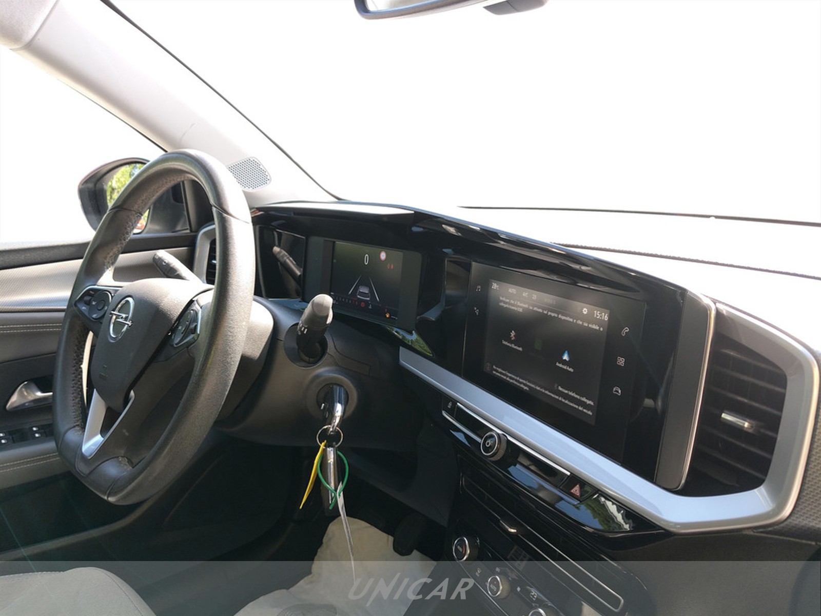 UNICAR Opel Mokka