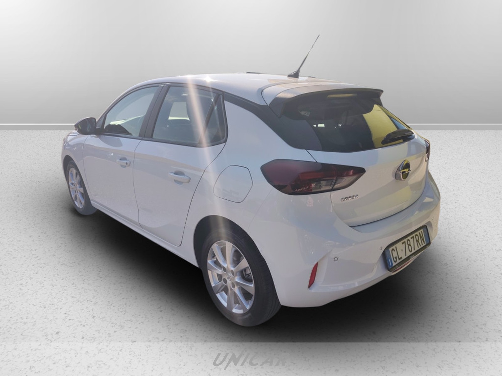 UNICAR Opel Corsa