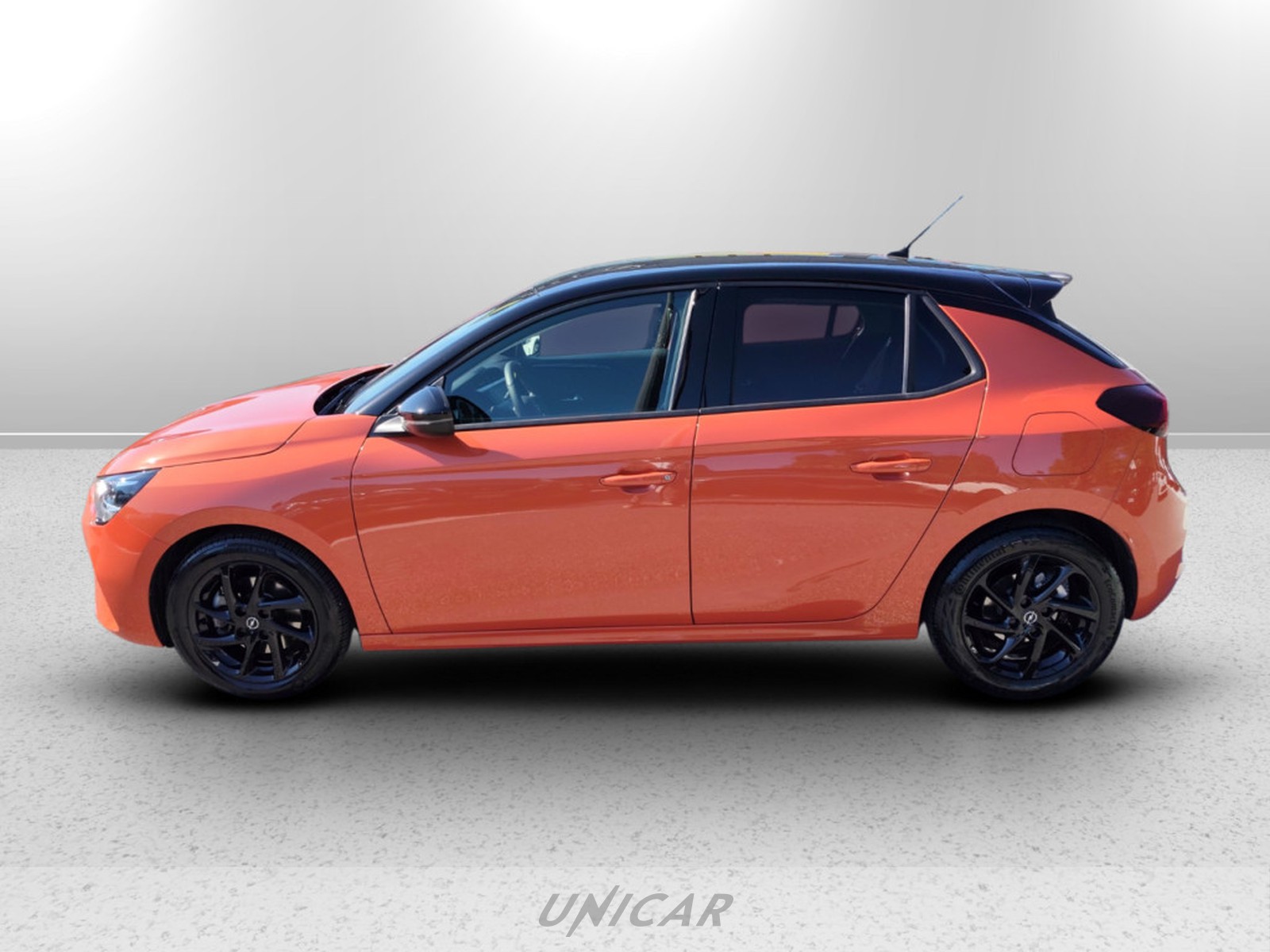 UNICAR Opel Corsa