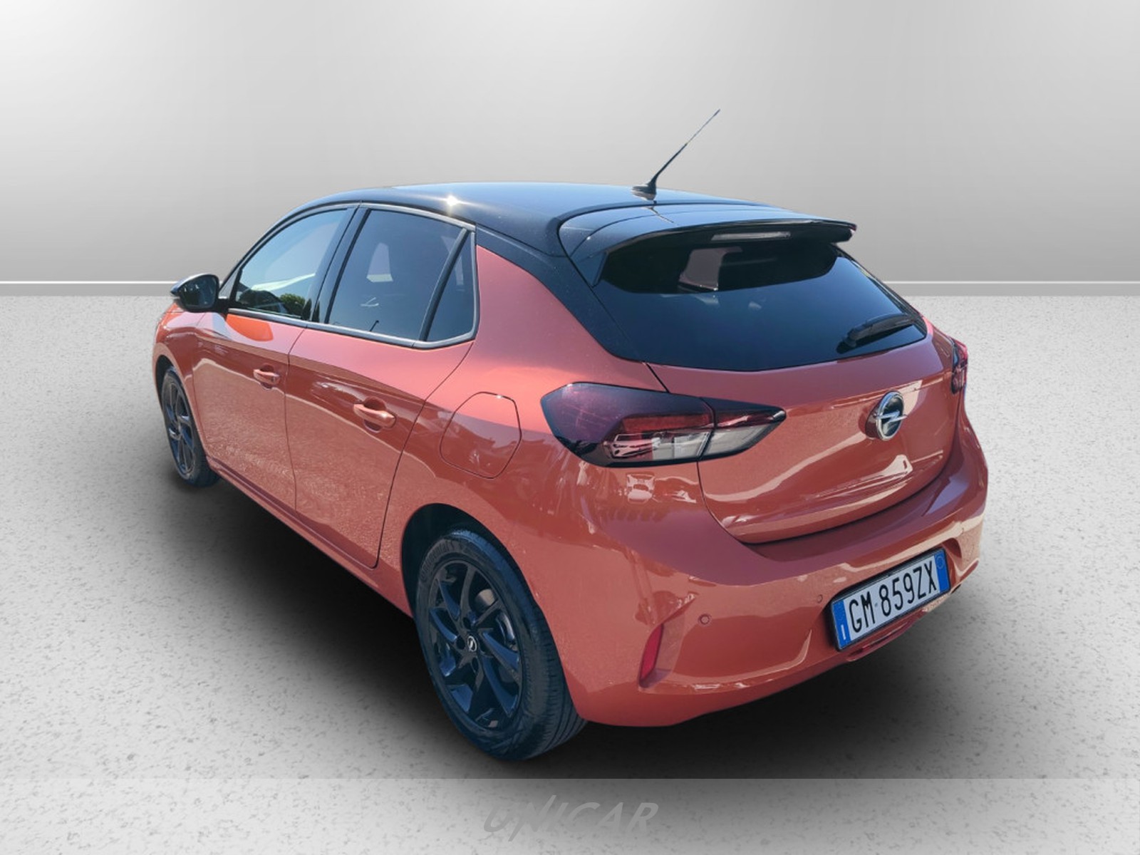 UNICAR Opel Corsa