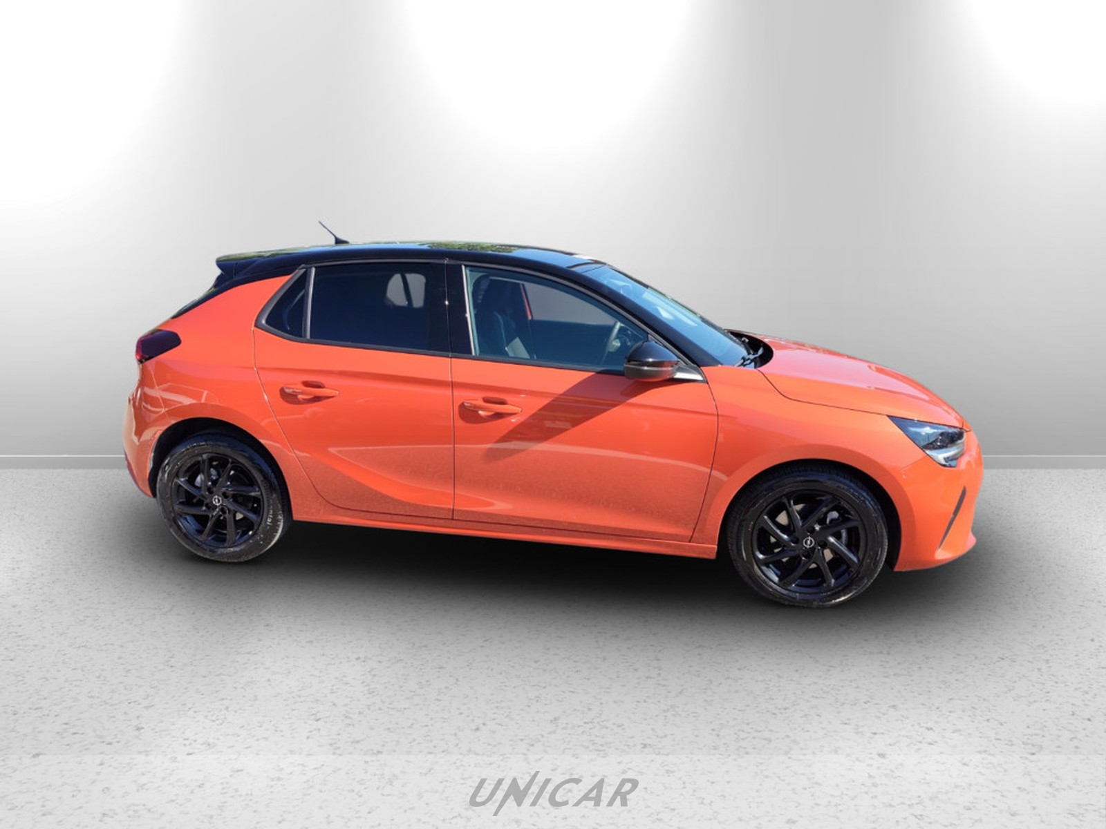 UNICAR Opel Corsa
