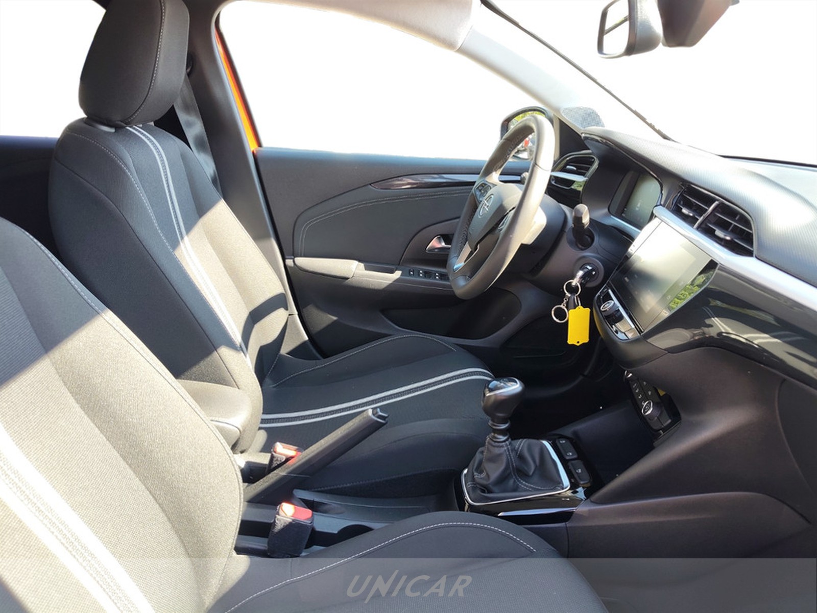UNICAR Opel Corsa