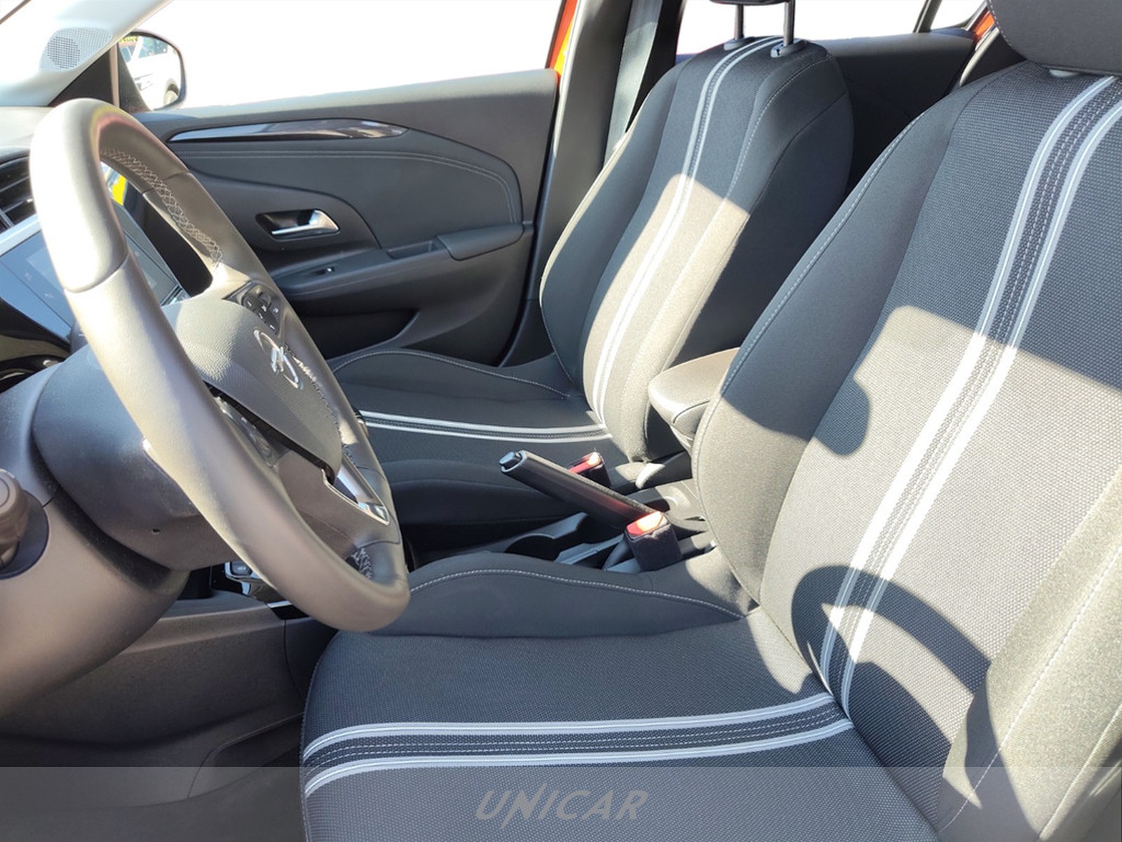 UNICAR Opel Corsa