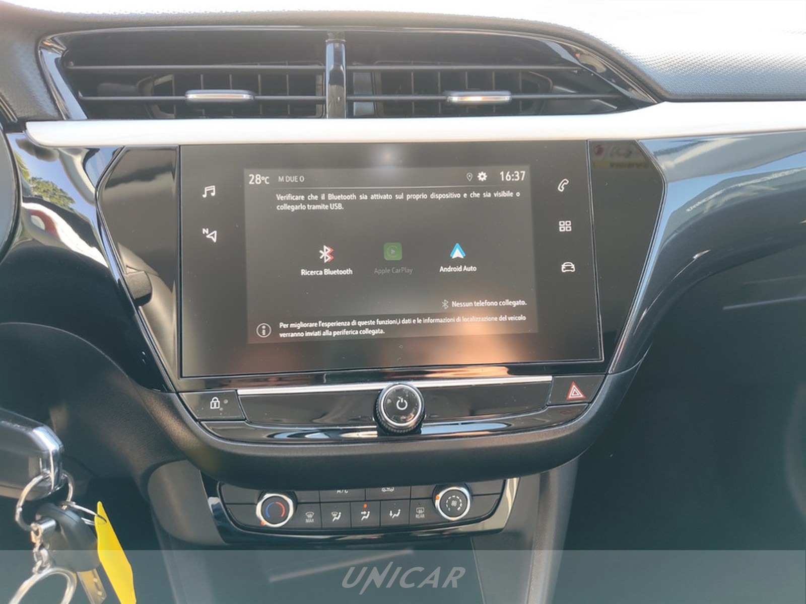 UNICAR Opel Corsa