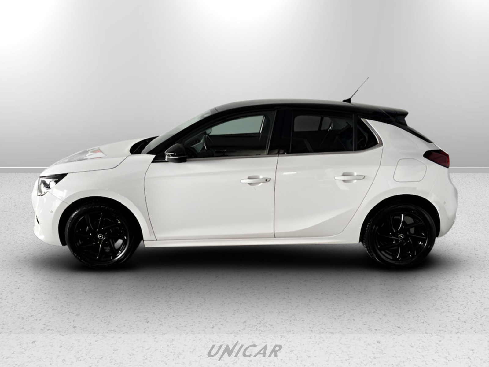 UNICAR Opel Corsa