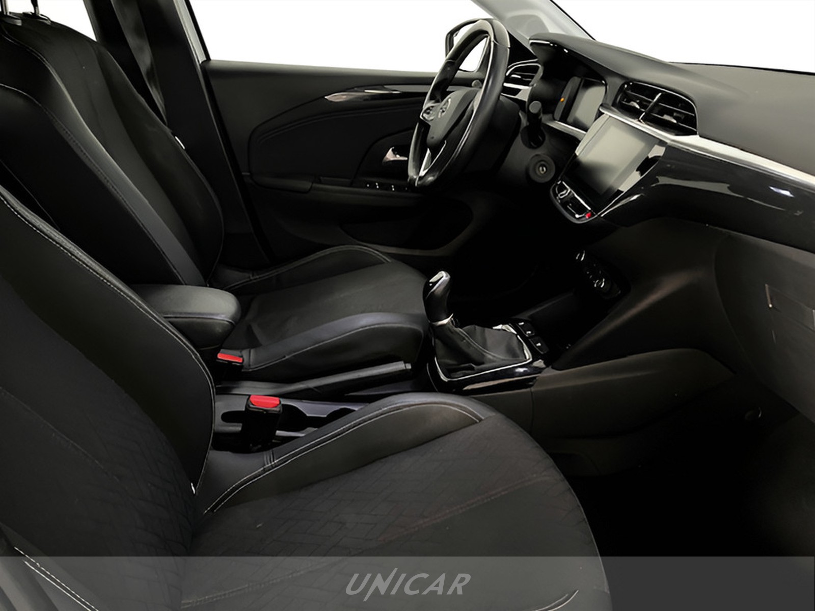UNICAR Opel Corsa