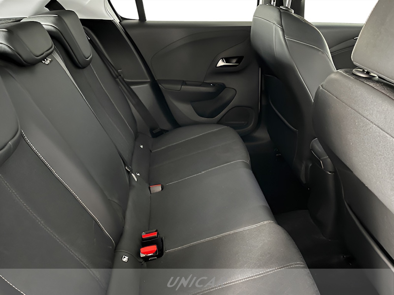 UNICAR Opel Corsa