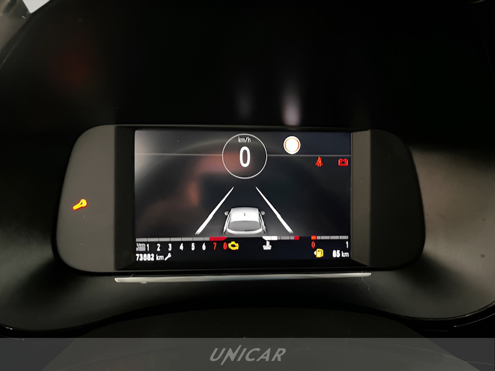 UNICAR Opel Corsa