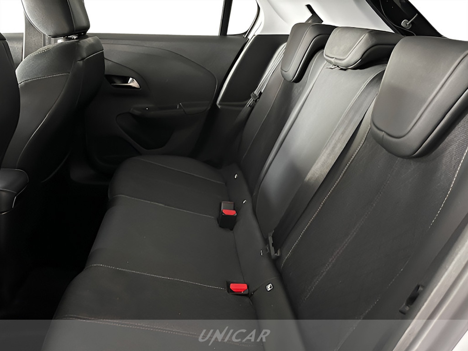 UNICAR Opel Corsa