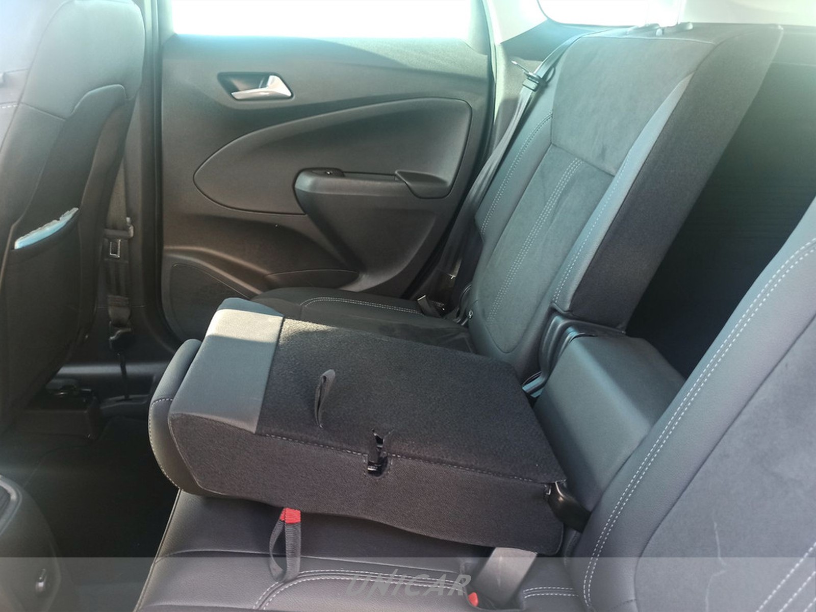 UNICAR Opel Crossland