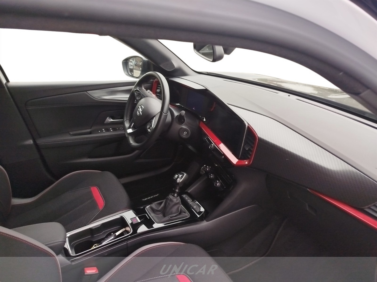 UNICAR Opel Mokka