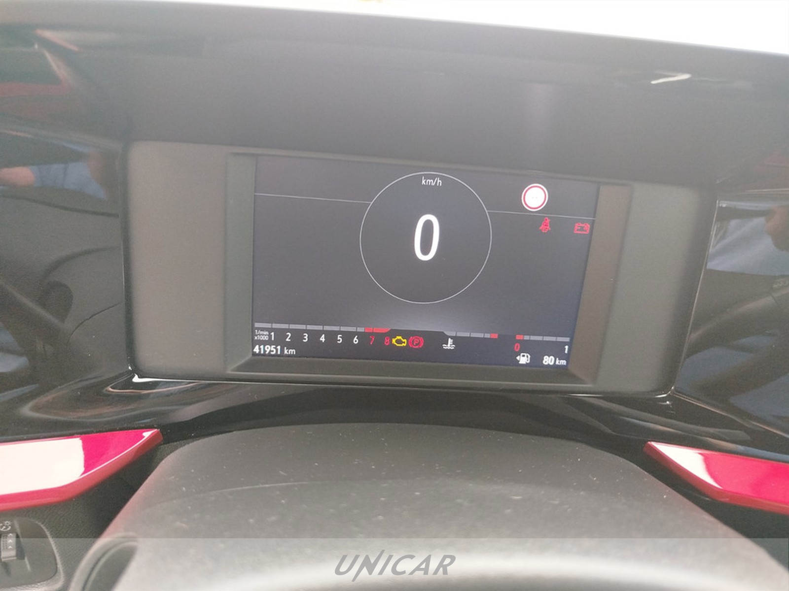 UNICAR Opel Mokka