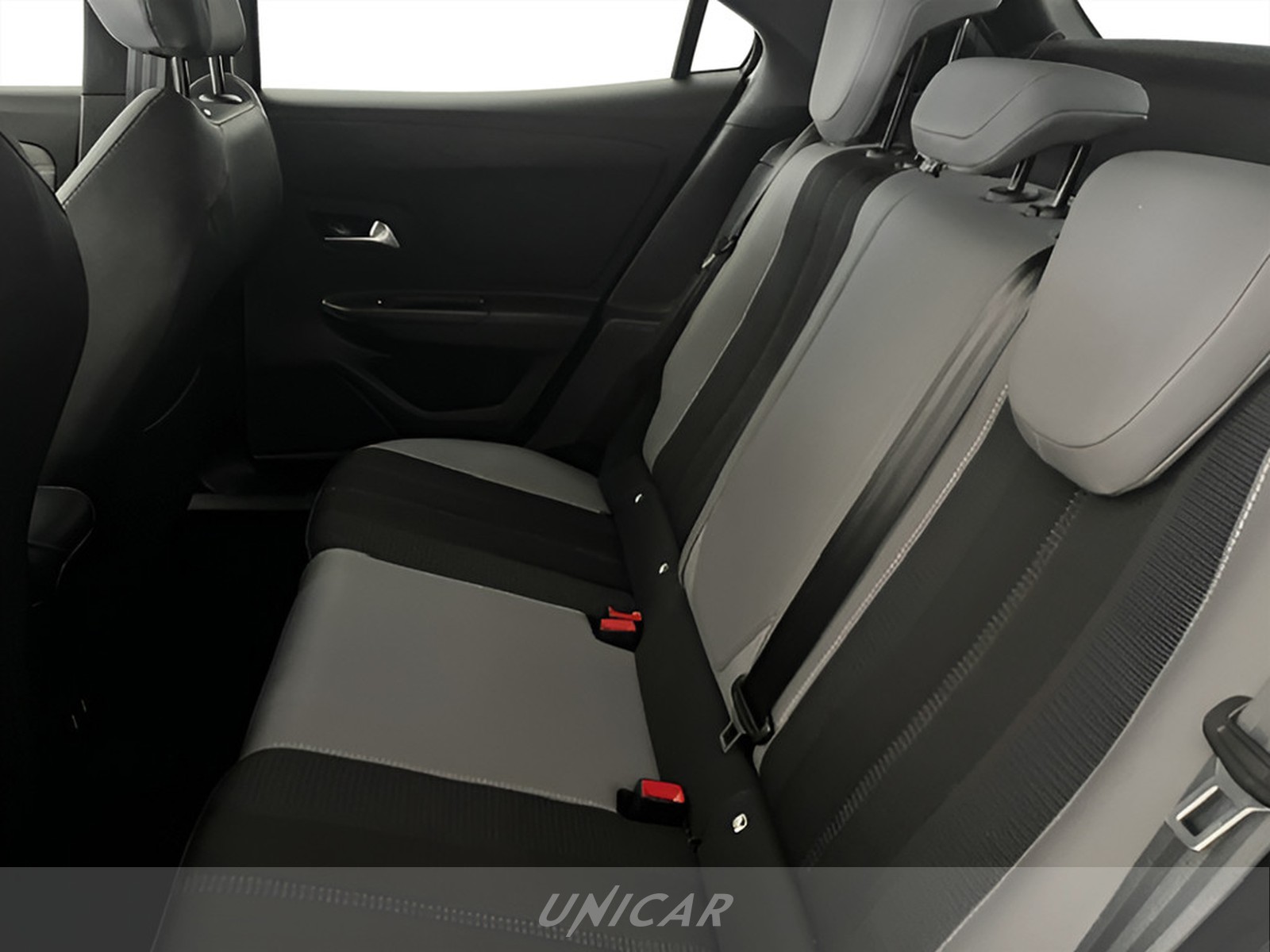 UNICAR Opel Mokka