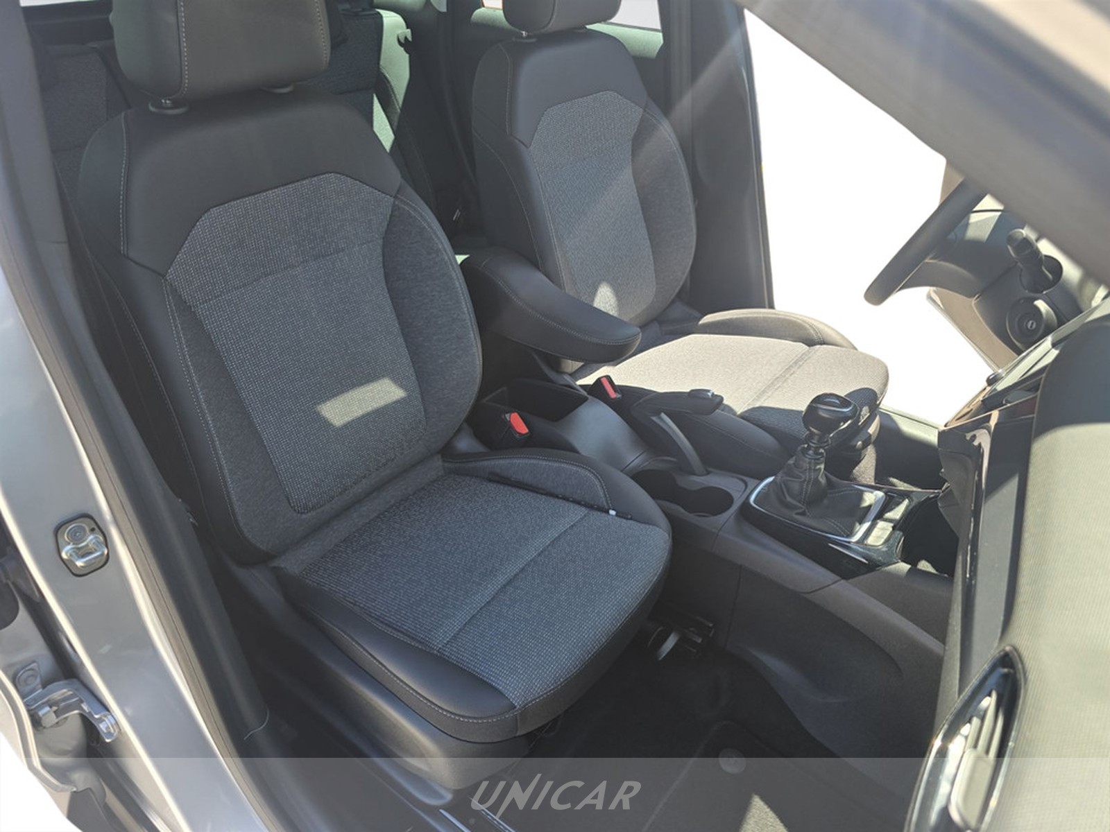 UNICAR Opel Crossland