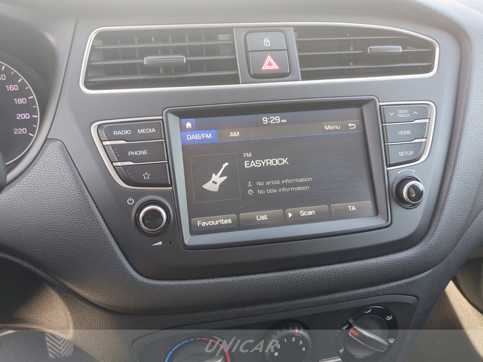 UNICAR Hyundai i20