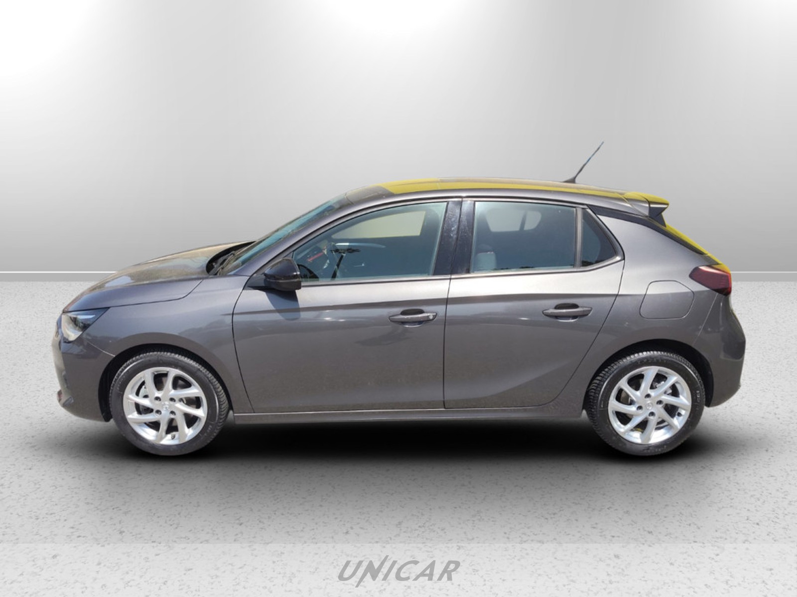 UNICAR Opel Corsa