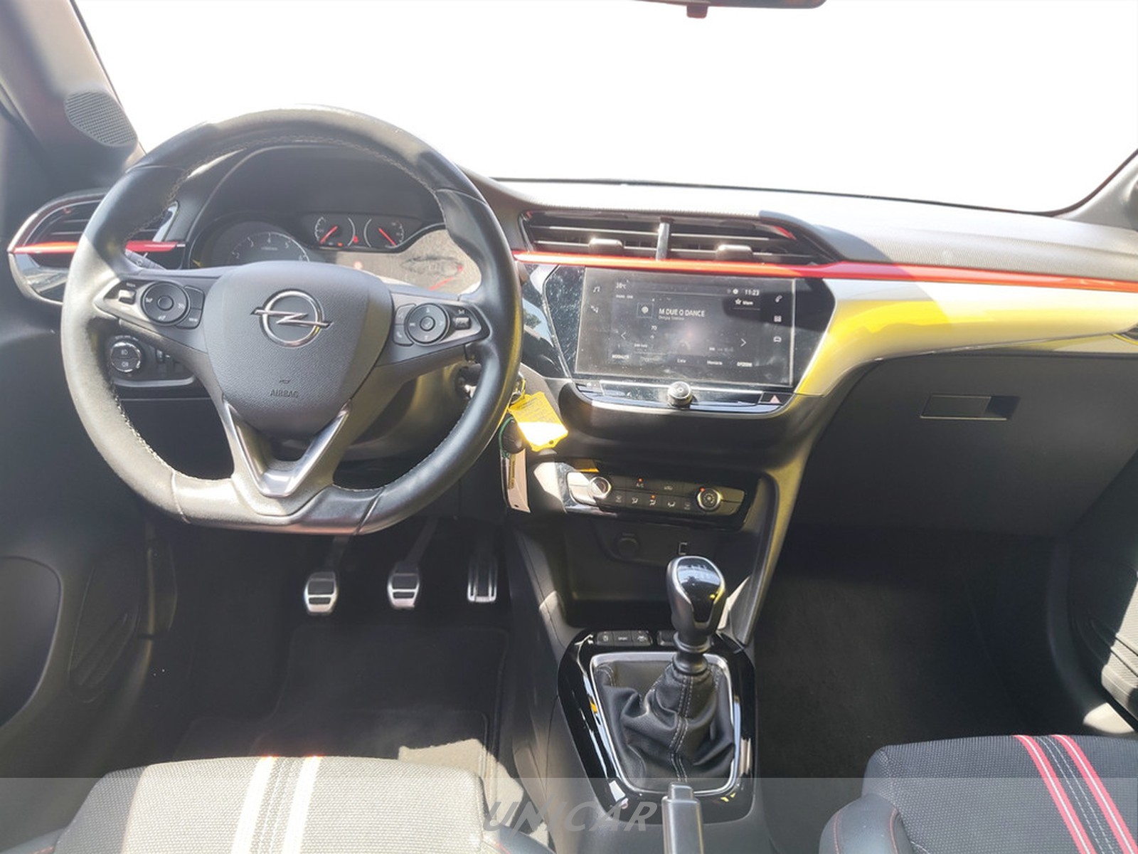 UNICAR Opel Corsa