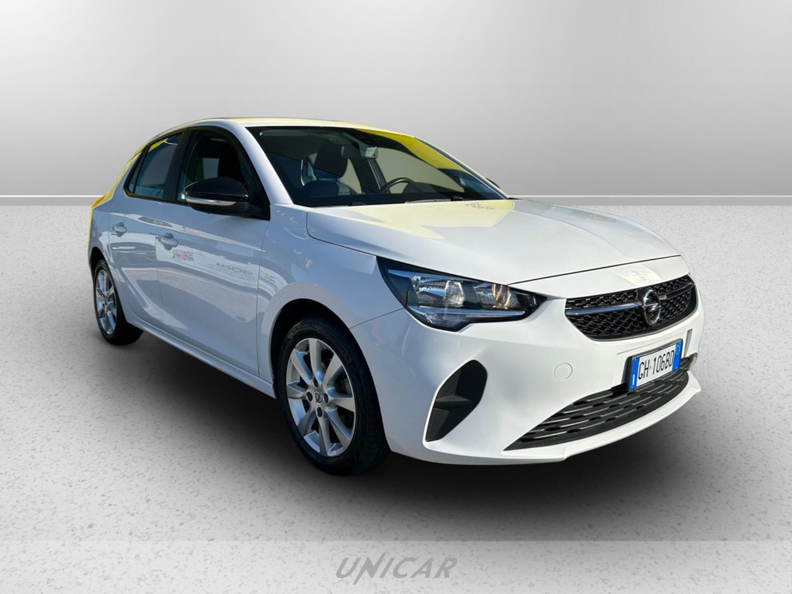 UNICAR Opel Corsa