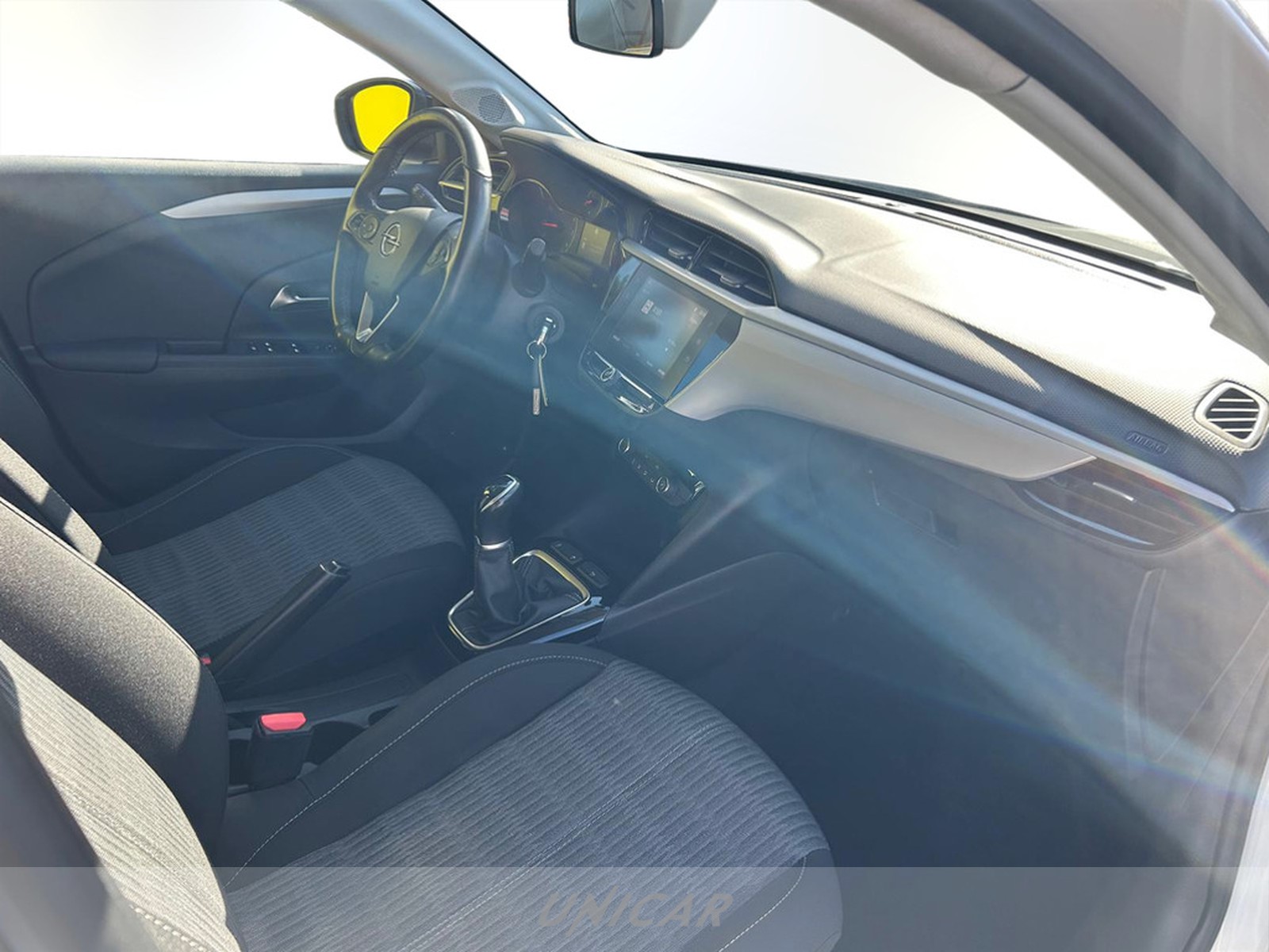 UNICAR Opel Corsa