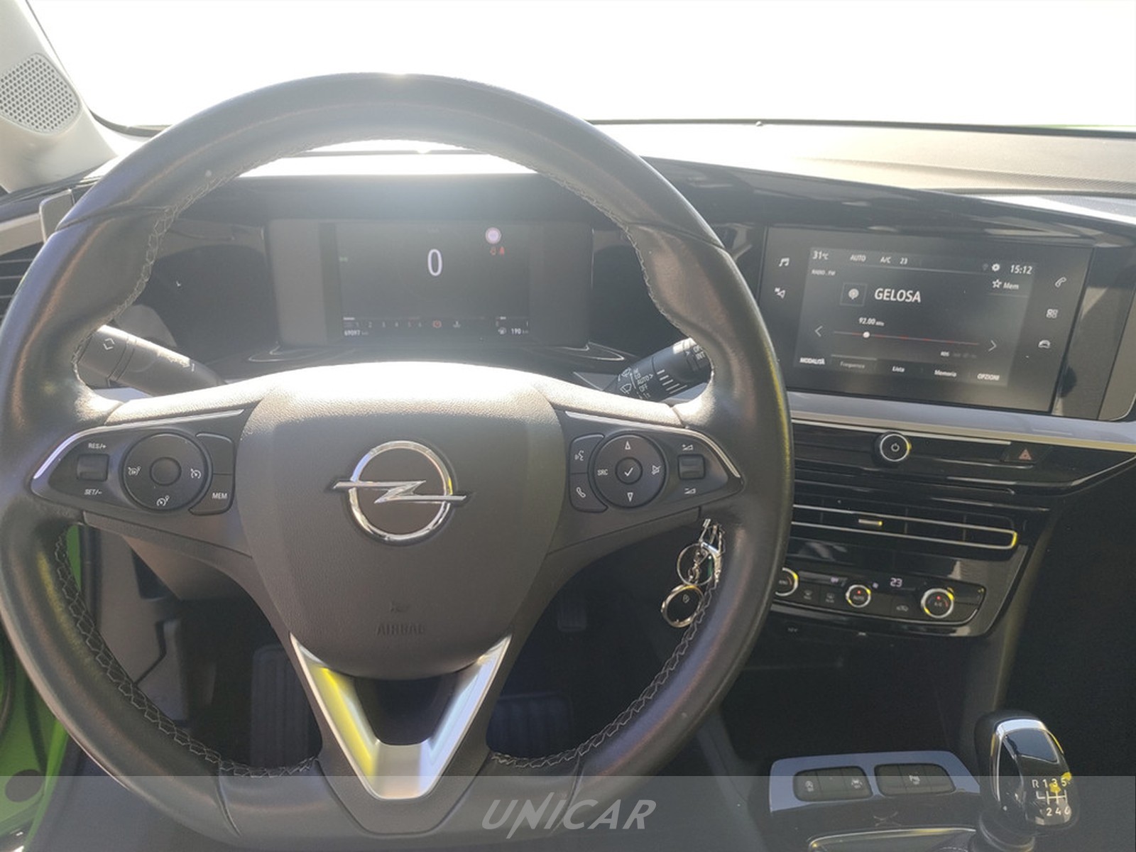 UNICAR Opel Mokka
