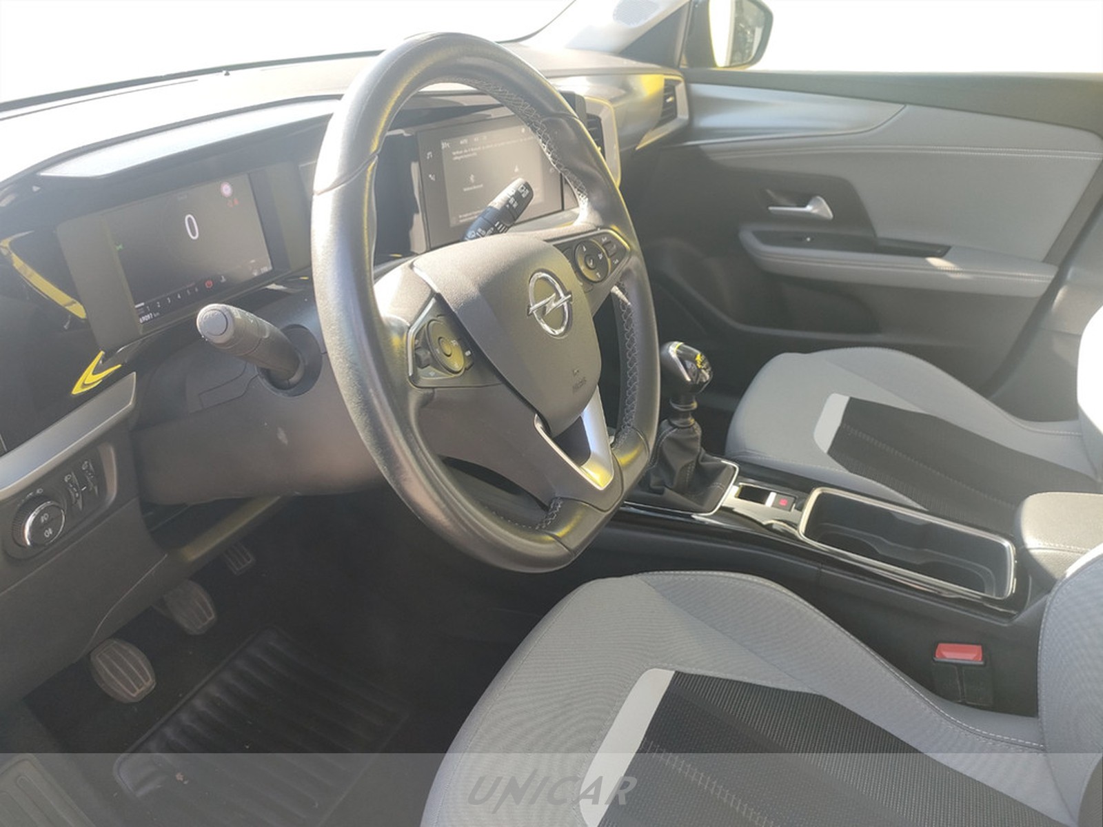 UNICAR Opel Mokka
