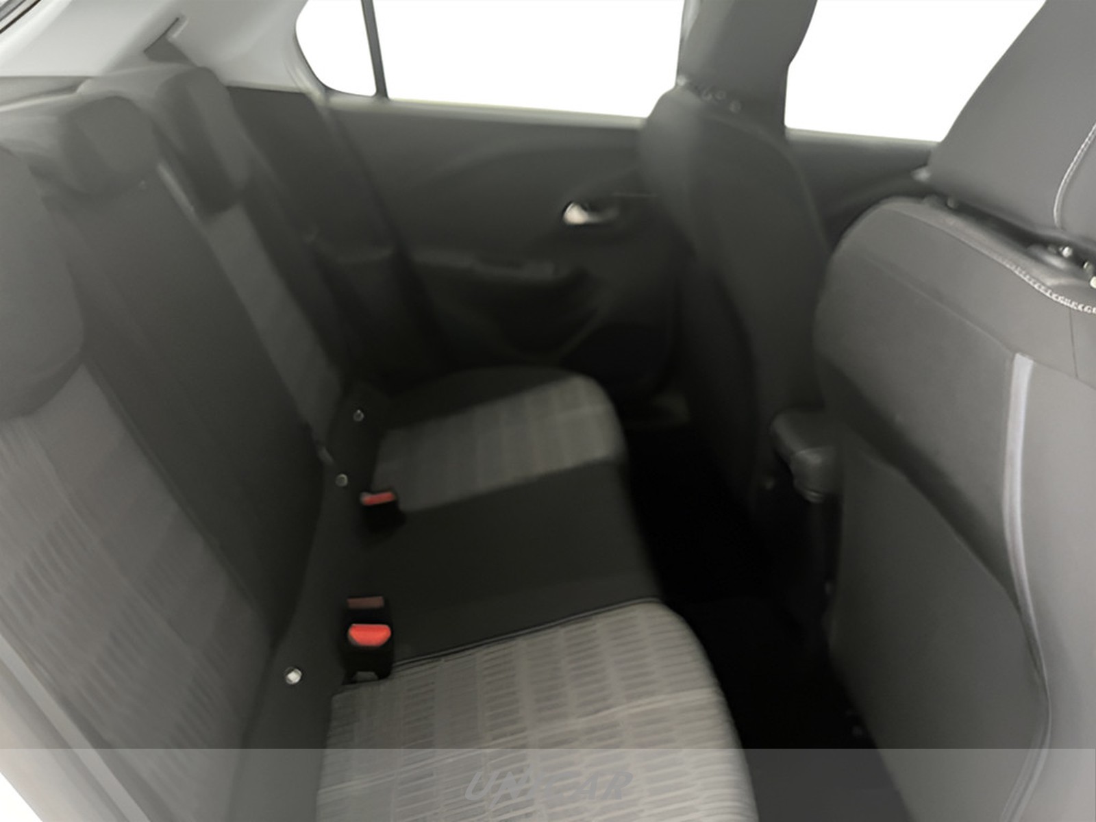UNICAR Opel Corsa