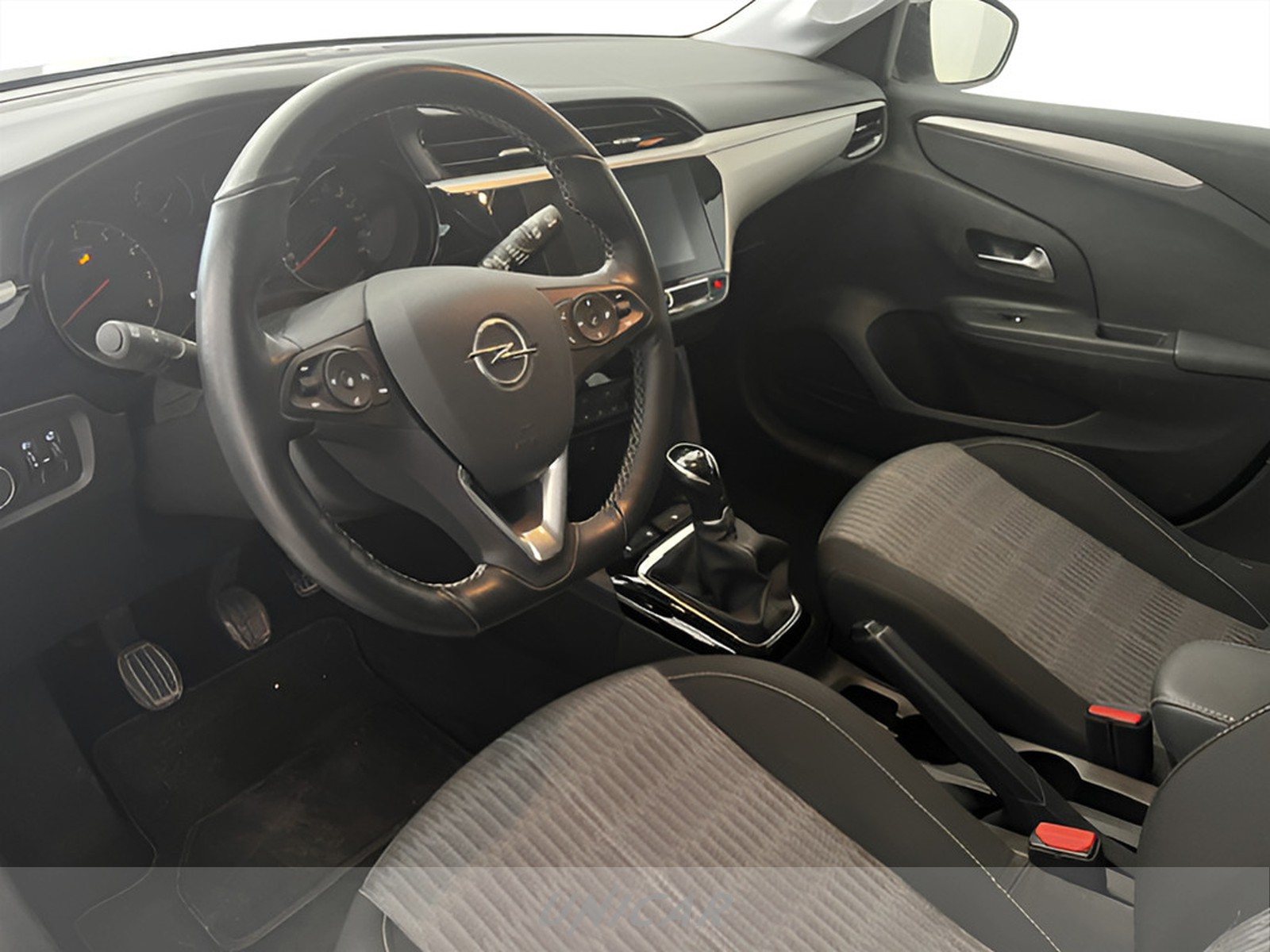 UNICAR Opel Corsa