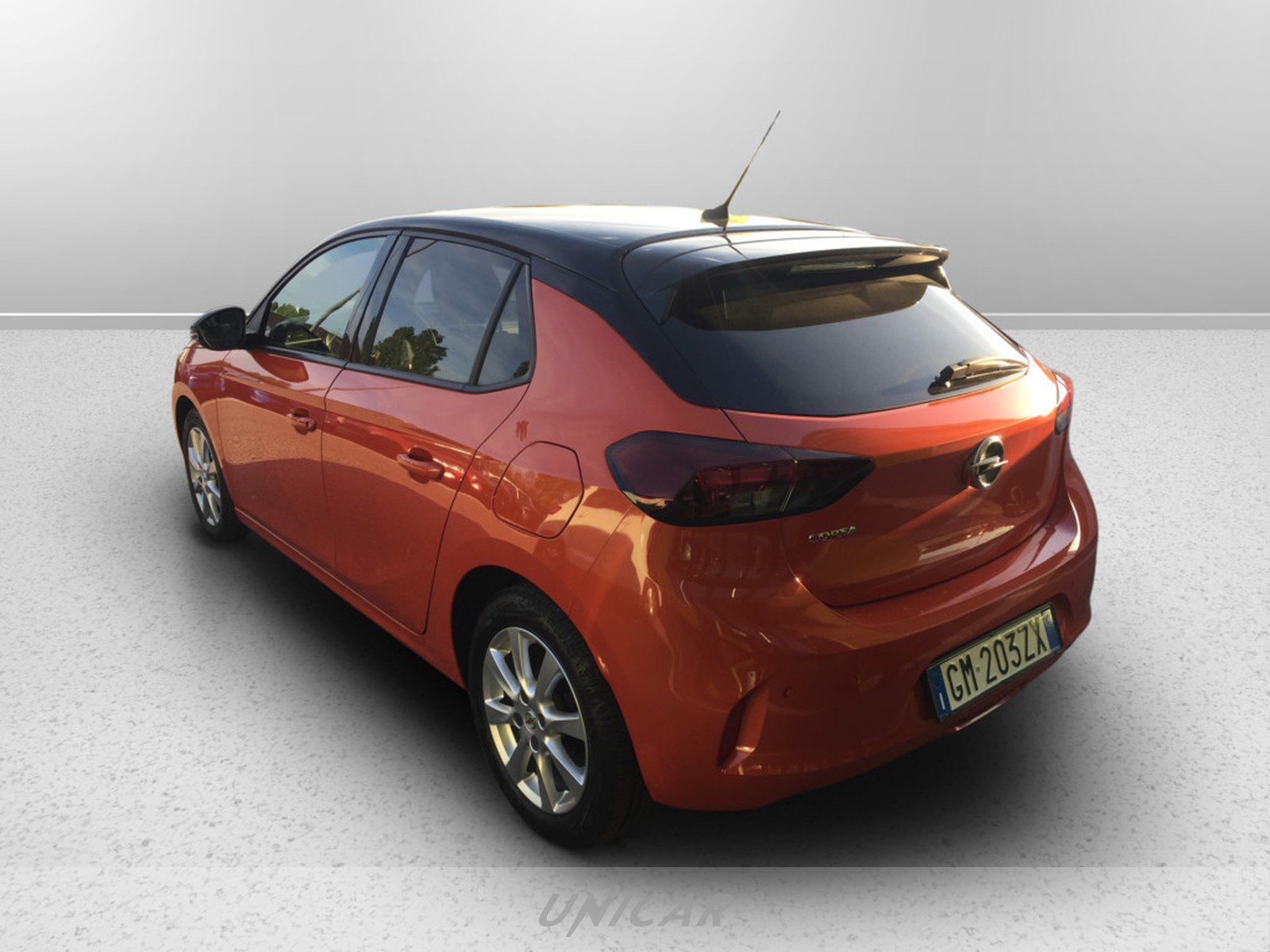 UNICAR Opel Corsa